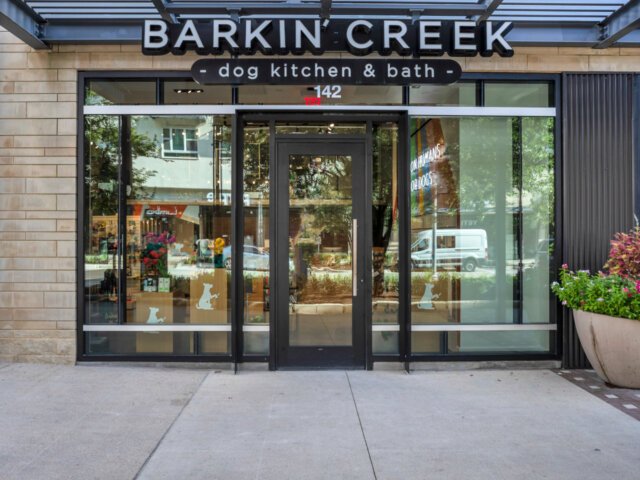 Barkin' Creek Dog Kitchen & Bath Domain NORTHSIDE store